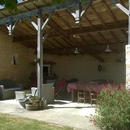 Couette-café Lembaudie *