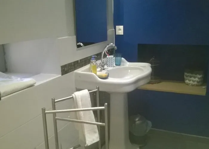 Lembaudie فندق مبيت وإفطار 3*