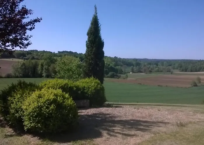 فندق مبيت وإفطار Lembaudie Saint-Privat-des-Prés